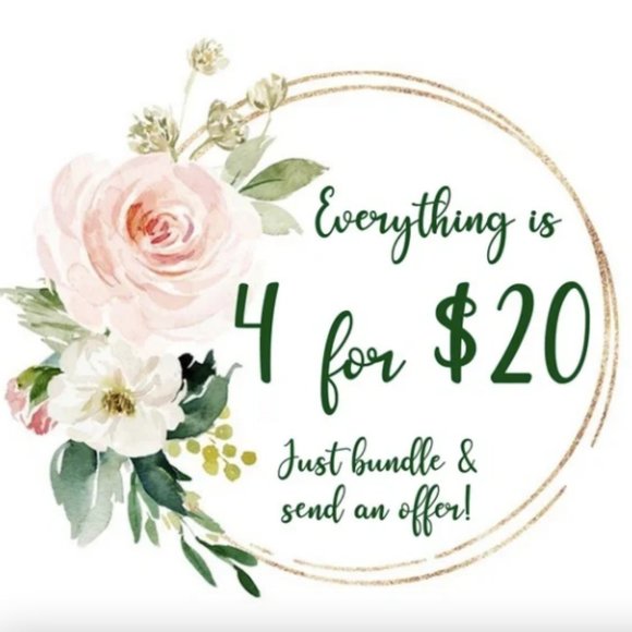 Snowman & Hearts Winter Holiday Multi-colored Cute Socks NWT - Picture 7 of 7